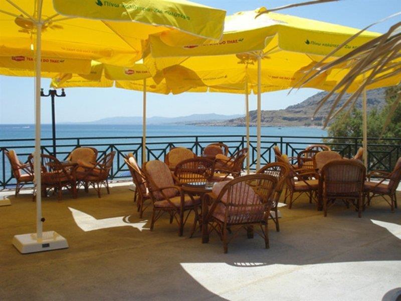 Flora Hotel 2*